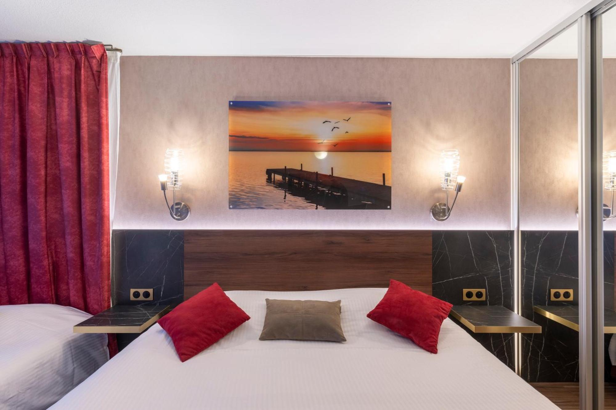 Logis Hotel Arc En Ciel Thonon-les-Bains Værelse billede